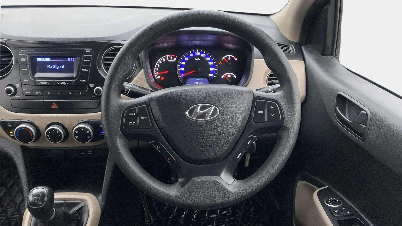 2018 Hyundai Xcent S 1.2, Petrol, Manual, 33,629 km, Steering Wheel Close Up