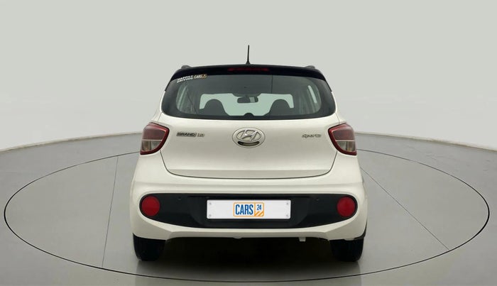 2018 Hyundai Grand i10 SPORTZ 1.2 KAPPA VTVT DUAL TONE, Petrol, Manual, 78,693 km, Back/Rear