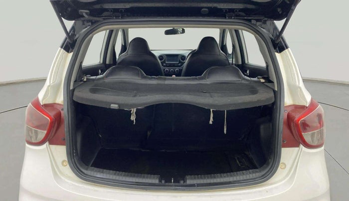 2018 Hyundai Grand i10 SPORTZ 1.2 KAPPA VTVT DUAL TONE, Petrol, Manual, 78,693 km, Boot Open Zoomed View