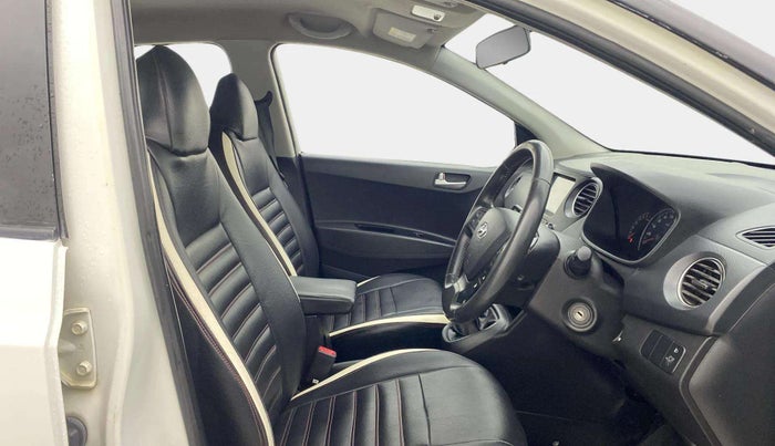 2018 Hyundai Grand i10 SPORTZ 1.2 KAPPA VTVT DUAL TONE, Petrol, Manual, 78,693 km, Right Side Front Door Cabin