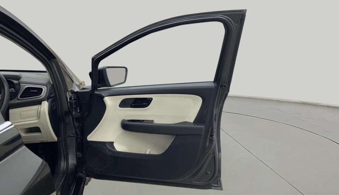 2021 Tata ALTROZ XE PETROL, Petrol, Manual, 86,597 km, RHS Front Door