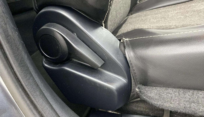 2021 Tata ALTROZ XE PETROL, Petrol, Manual, 86,597 km, Driver Side Adjustment Panel