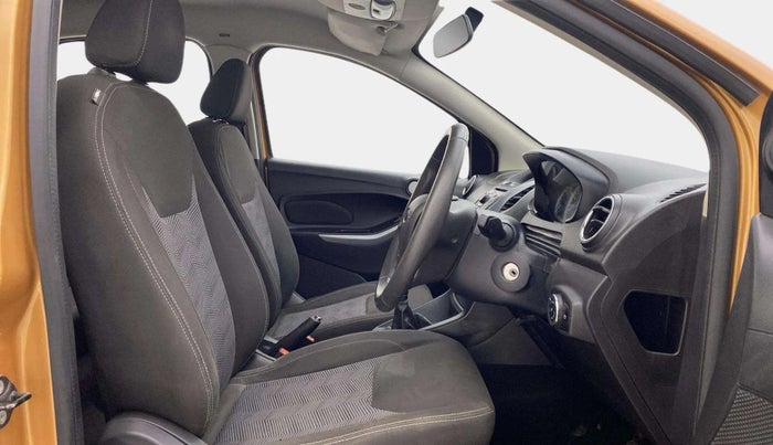 2015 Ford New Figo TITANIUM 1.2 PETROL MT, Petrol, Manual, 49,829 km, Right Side Front Door Cabin