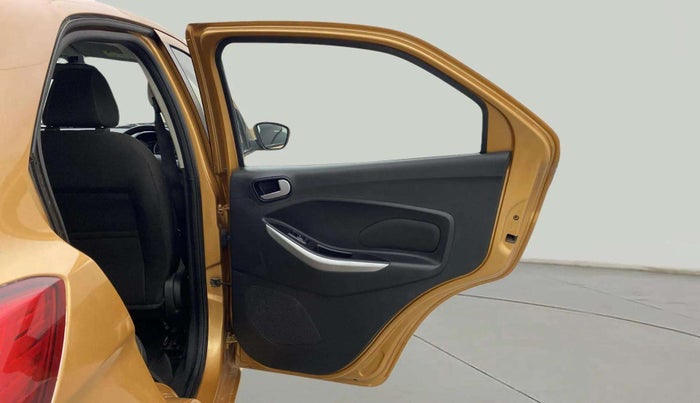 2015 Ford New Figo TITANIUM 1.2 PETROL MT, Petrol, Manual, 49,829 km, RHS Rear Door