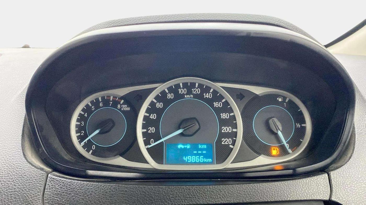 2015 Ford New Figo TITANIUM 1.2 PETROL MT, Petrol, Manual, 49,829 km, Odometer Image