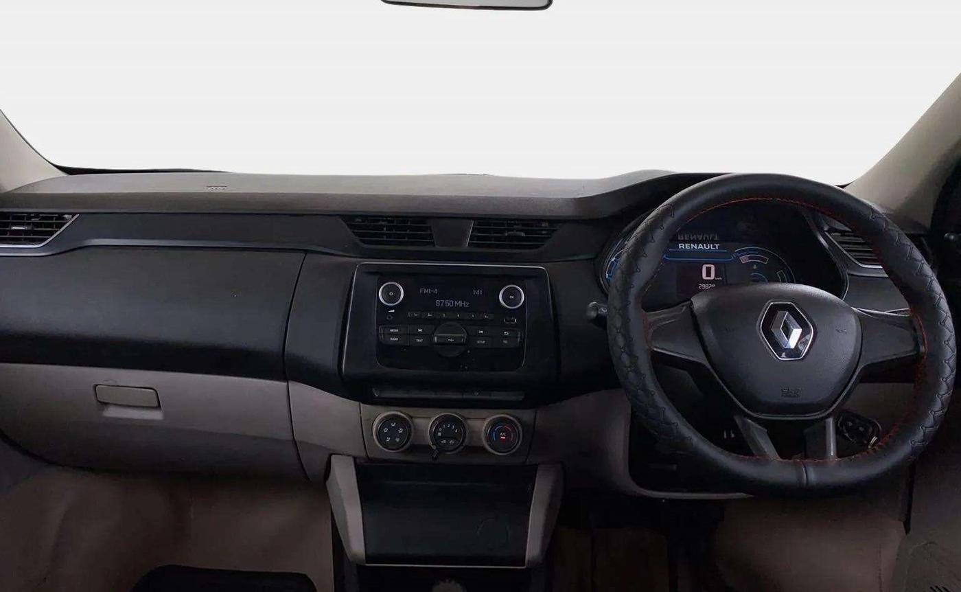 2022 Renault TRIBER RXL MT, Petrol, Manual, 29,820 km, Dashboard