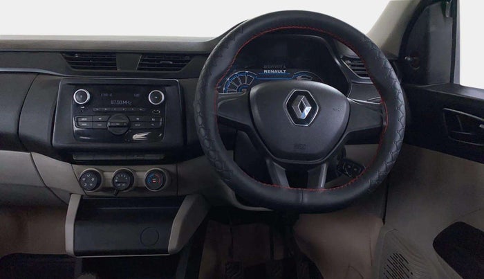 2022 Renault TRIBER RXL MT, Petrol, Manual, 29,820 km, Steering Wheel Close Up