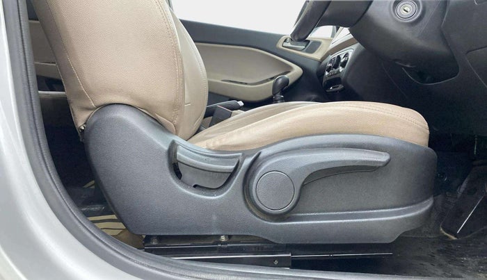 2018 Hyundai Elite i20 SPORTZ 1.2, Petrol, Manual, 95,299 km, Driver Side Adjustment Panel