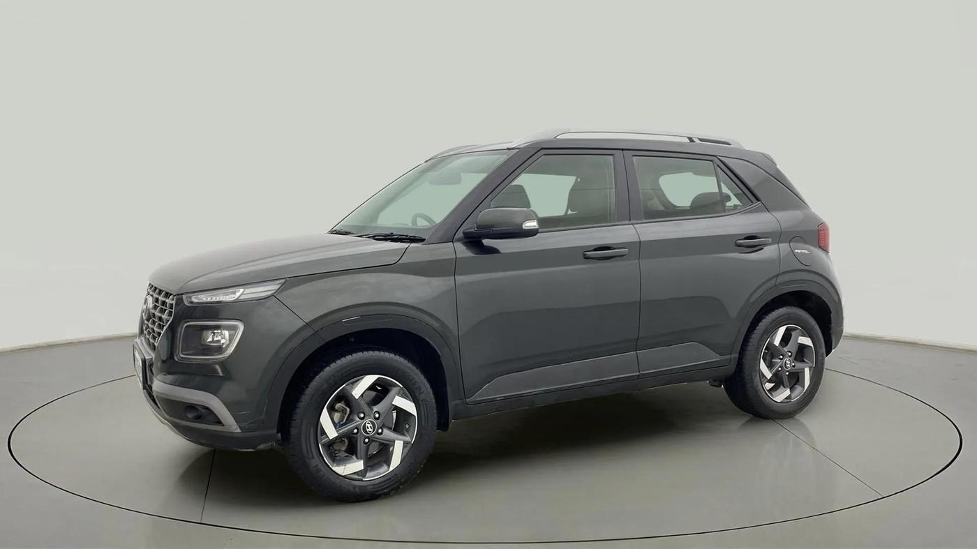 2021 Hyundai VENUE S+ 1.2, Petrol, Manual, 39,964 km, Left Front Diagonal