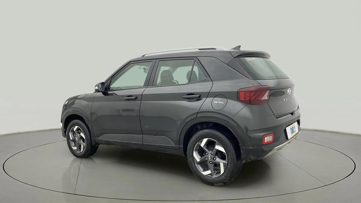 2021 Hyundai VENUE S+ 1.2, Petrol, Manual, 39,964 km, Left Back Diagonal