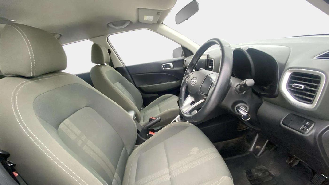 2021 Hyundai VENUE S+ 1.2, Petrol, Manual, 39,964 km, Right Side Front Door Cabin