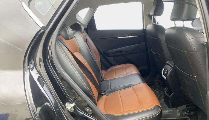 2022 KIA SONET HTK PLUS 1.5, Diesel, Manual, 88,403 km, Right Side Rear Door Cabin