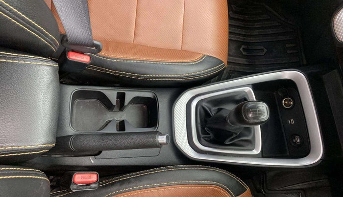 2022 KIA SONET HTK PLUS 1.5, Diesel, Manual, 88,403 km, Gear Lever