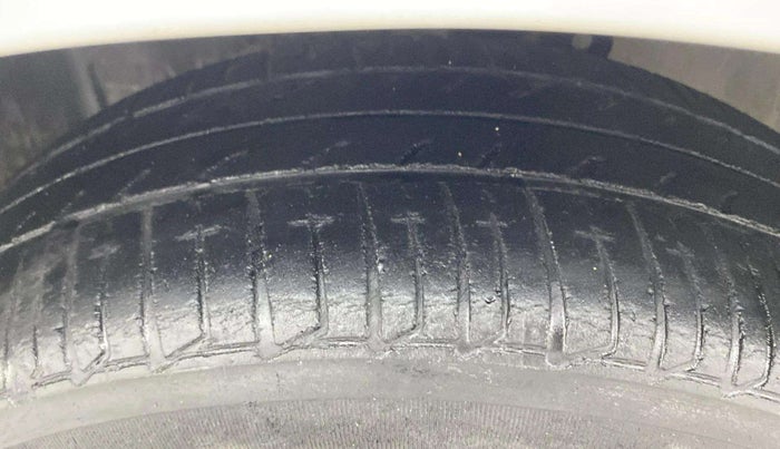 2017 Nissan Micra XV CVT, Petrol, Automatic, 28,116 km, Left Front Tyre Tread