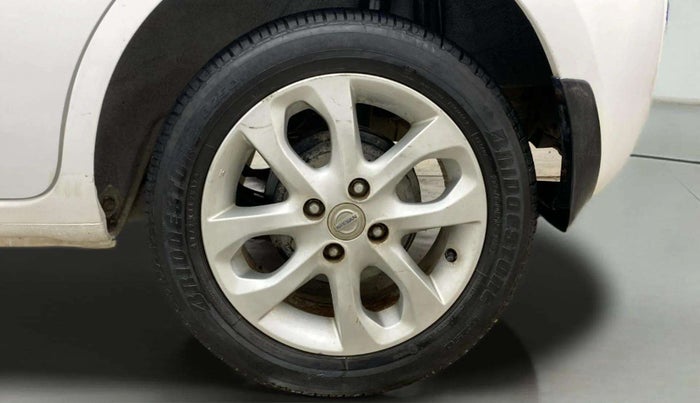 2017 Nissan Micra XV CVT, Petrol, Automatic, 28,116 km, Left Rear Wheel