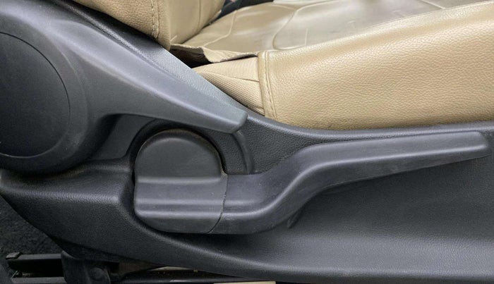 2019 Honda Amaze 1.2L I-VTEC S, Petrol, Manual, 55,728 km, Driver Side Adjustment Panel