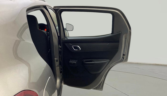 2018 Renault Kwid RXT 1.0 EASY-R AT OPTION, Petrol, Automatic, 30,166 km, RHS Rear Door
