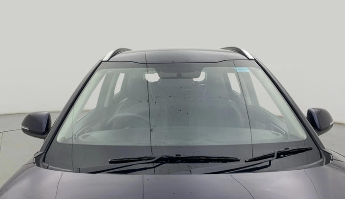 2023 KIA CARENS PRESTIGE PLUS 1.4 PETROL DCT 7 STR, Petrol, Automatic, 26,127 km, Front Windshield