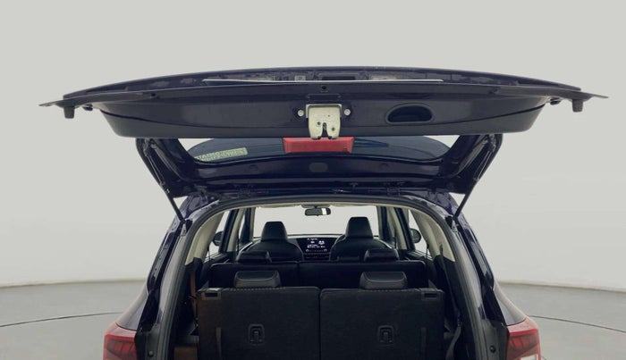 2023 KIA CARENS PRESTIGE PLUS 1.4 PETROL DCT 7 STR, Petrol, Automatic, 26,127 km, Boot Door Open