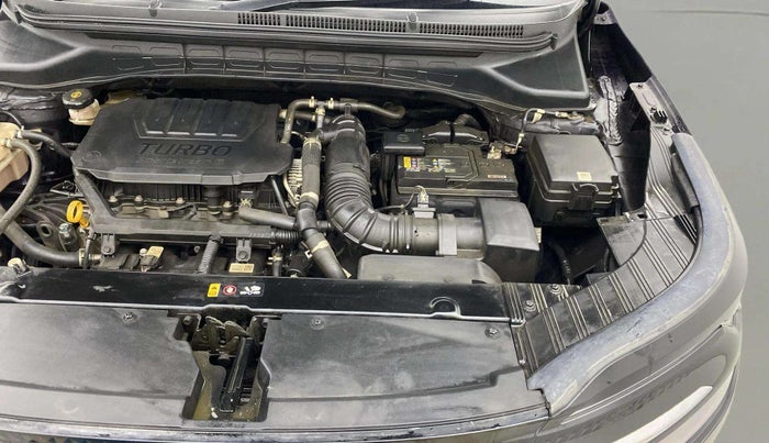 2023 KIA CARENS PRESTIGE PLUS 1.4 PETROL DCT 7 STR, Petrol, Automatic, 26,127 km, Engine View - Left