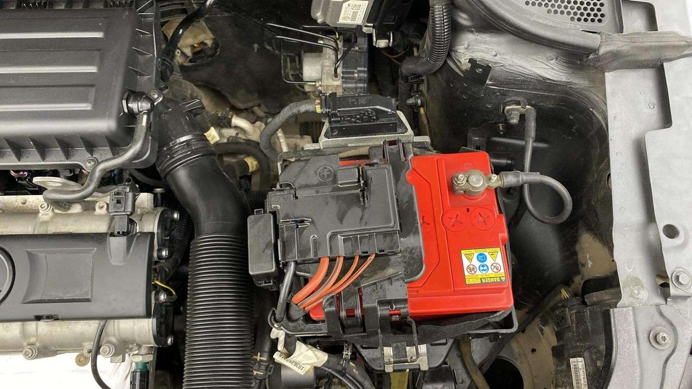 2019 Skoda Rapid STYLE 1.6 MPI AT, Petrol, Automatic, 69,671 km, Engine View - Left