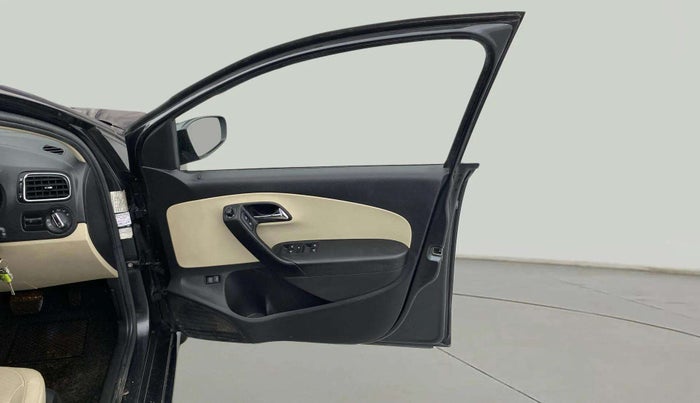 2019 Skoda Rapid STYLE 1.6 MPI AT, Petrol, Automatic, 69,602 km, RHS Front Door