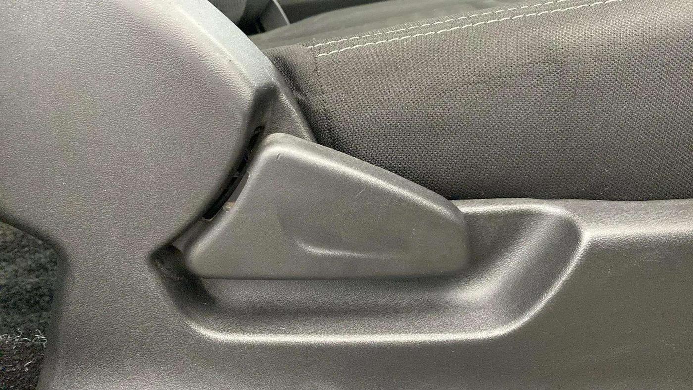 2018 Datsun Redi Go S, Petrol, Manual, 56,538 km, Driver Side Adjustment Panel