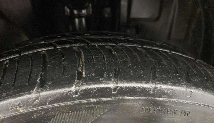 2018 Datsun Redi Go S, Petrol, Manual, 56,500 km, Right Front Tyre Tread