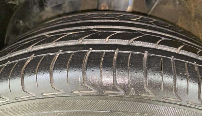 2021 Toyota Glanza G CVT, Petrol, Automatic, 20,221 km, Left Front Tyre Tread