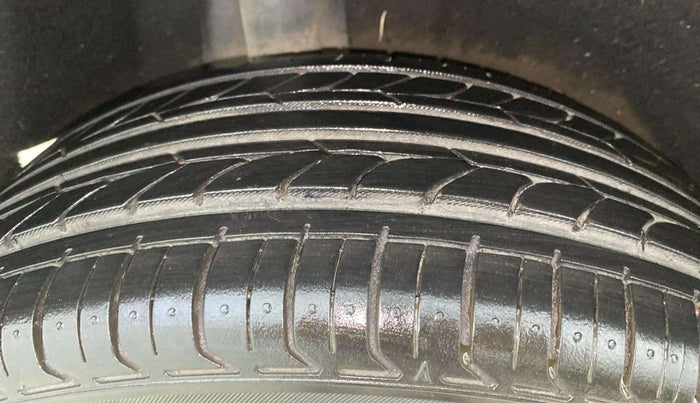 2021 Toyota Glanza G CVT, Petrol, Automatic, 20,221 km, Right Rear Tyre Tread