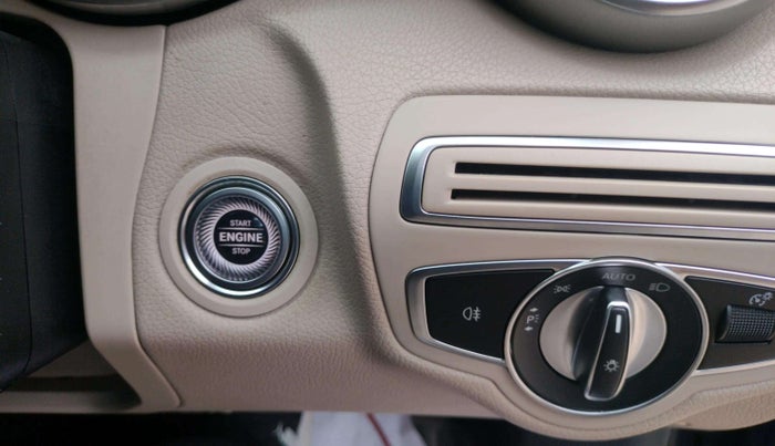 2020 Mercedes Benz C Class C 200 Progressive, Petrol, Automatic, 48,724 km, Keyless Start/ Stop Button