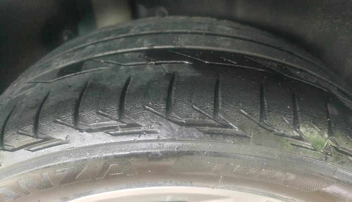 2020 Mercedes Benz C Class C 200 Progressive, Petrol, Automatic, 48,724 km, Right Rear Tyre Tread