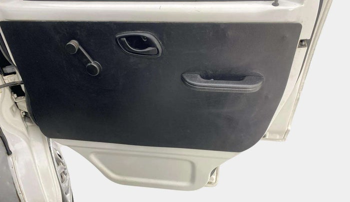 2021 Maruti Eeco 5 STR WITH A/C+HTR, Petrol, Manual, 26,340 km, Driver Side Door Panels Control