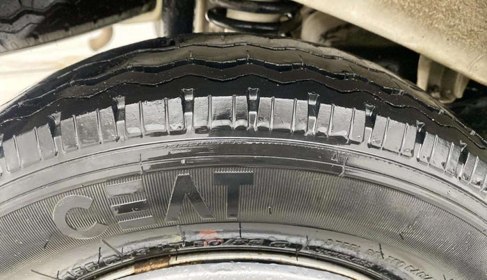 2021 Maruti Eeco 5 STR WITH A/C+HTR, Petrol, Manual, 26,340 km, Right Rear Tyre Tread