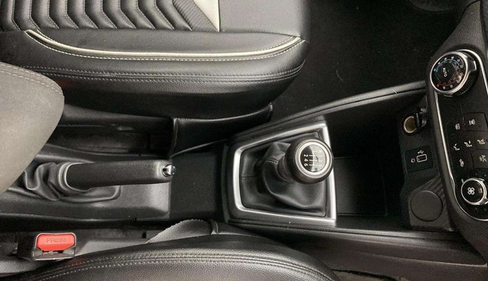 2019 Nissan Kicks XV DIESEL, Diesel, Manual, 99,772 km, Gear Lever