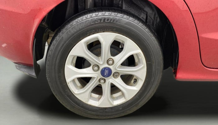 2015 Ford Figo Aspire TITANIUM 1.5 PETROL AT, Petrol, Automatic, 25,361 km, Right Rear Wheel