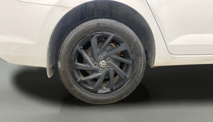2023 Volkswagen VIRTUS  GT Plus 1.5 MT , Petrol, Manual, 40,772 km, Right Rear Wheel