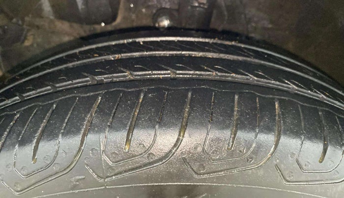 2017 Honda Jazz 1.2L I-VTEC V AT, Petrol, Automatic, 61,604 km, Left Front Tyre Tread