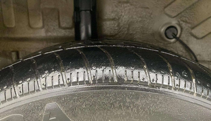 2020 Maruti Celerio VXI (O) CNG, CNG, Manual, 66,049 km, Right Rear Tyre Tread
