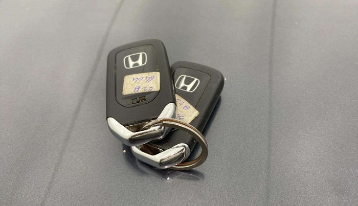 2022 Honda City 1.5L I-VTEC VX, Petrol, Manual, 23,905 km, Key Close Up