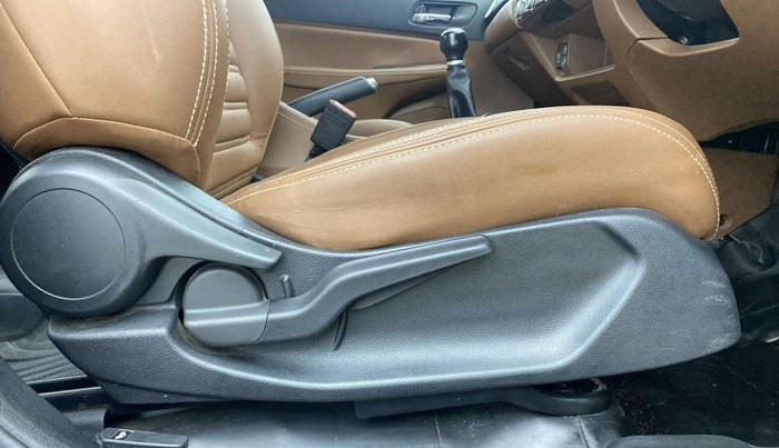 2022 Honda City 1.5L I-VTEC VX, Petrol, Manual, 23,905 km, Driver Side Adjustment Panel