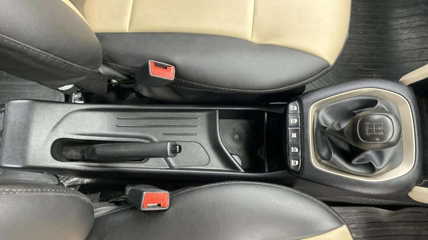 2021 Hyundai NEW SANTRO SPORTZ MT, Petrol, Manual, 28,432 km, Gear Lever