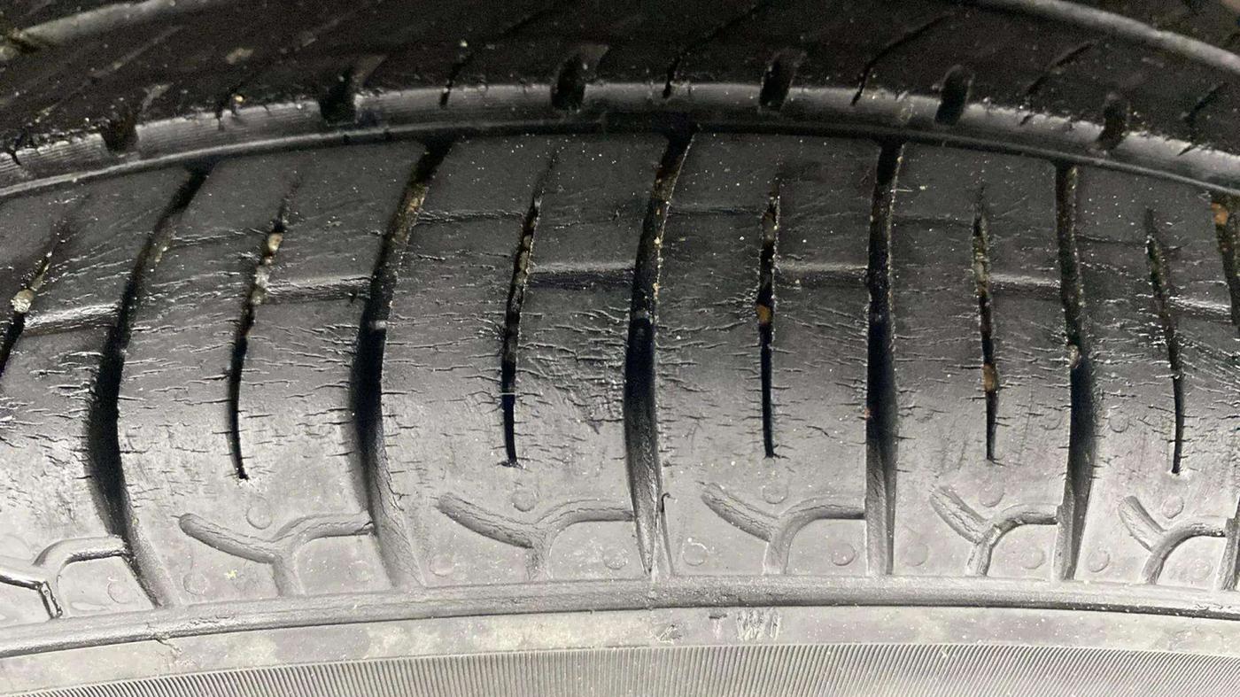 2021 Hyundai NEW SANTRO SPORTZ MT, Petrol, Manual, 28,432 km, Left Rear Tyre Tread
