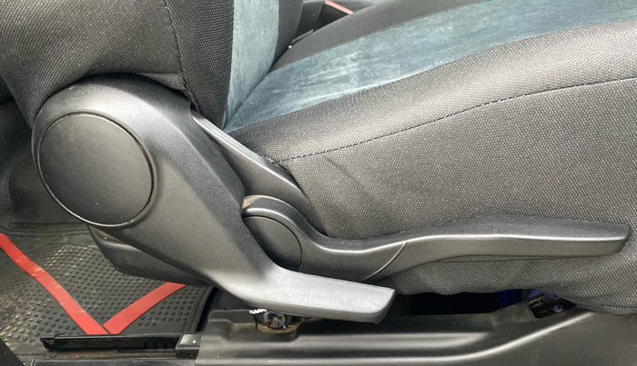 2022 Maruti Swift ZXI PLUS, Petrol, Manual, 57,015 km, Driver Side Adjustment Panel