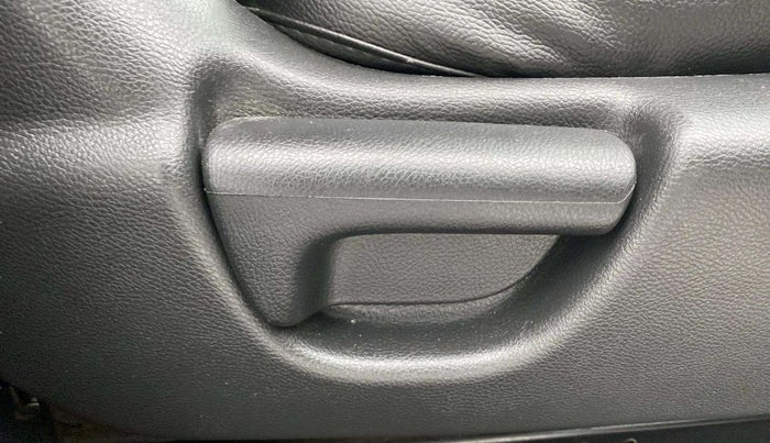 2017 Honda WR-V 1.2L I-VTEC VX MT, Petrol, Manual, 69,200 km, Driver Side Adjustment Panel