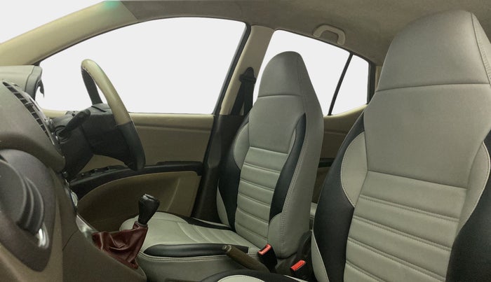 2012 Hyundai i10 SPORTZ 1.2, Petrol, Manual, 1,05,738 km, Right Side Front Door Cabin