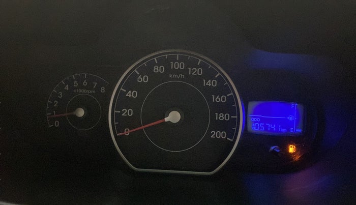 2012 Hyundai i10 SPORTZ 1.2, Petrol, Manual, 1,05,738 km, Odometer Image