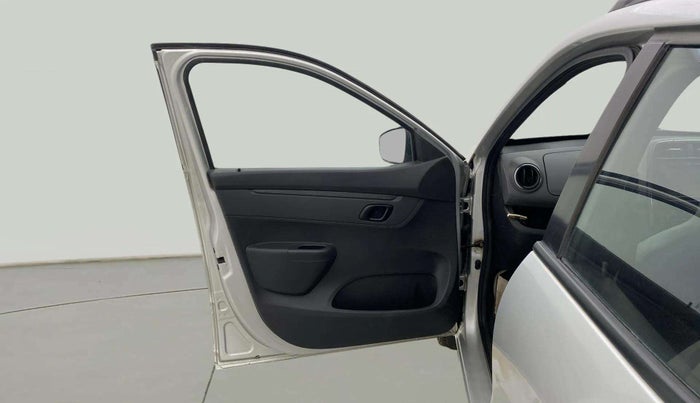 2016 Renault Kwid RXT 0.8, Petrol, Manual, 27,681 km, LHS Front Door