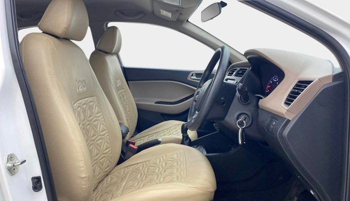 2018 Hyundai Elite i20 ASTA 1.2, Petrol, Manual, 34,900 km, Right Side Front Door Cabin