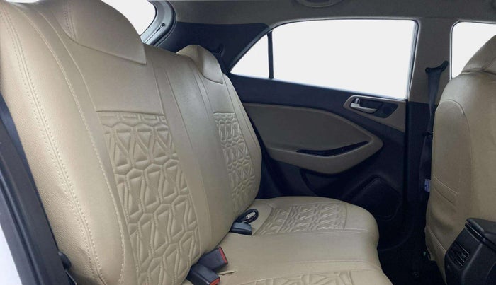 2018 Hyundai Elite i20 ASTA 1.2, Petrol, Manual, 34,900 km, Right Side Rear Door Cabin